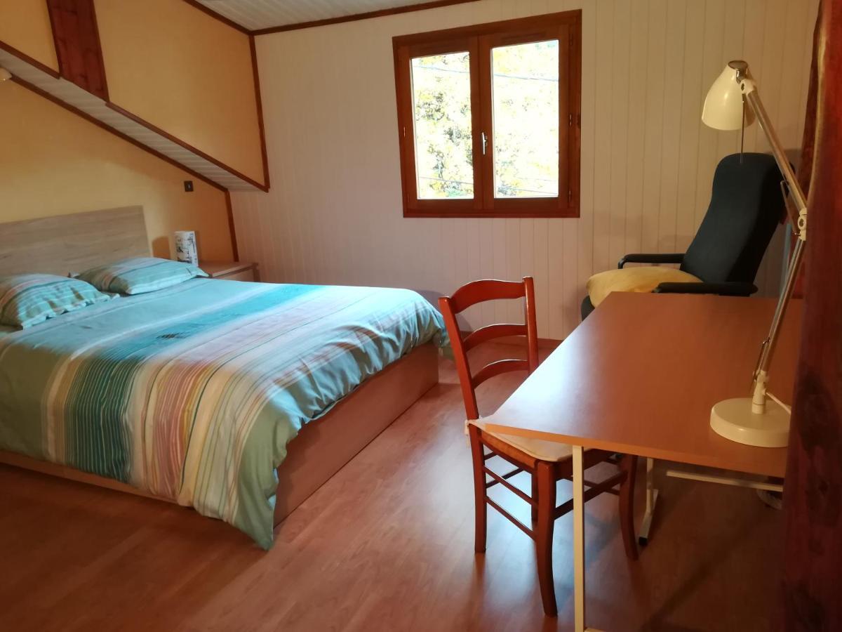 مبيت وإفطار Viry  Maison Au Calme المظهر الخارجي الصورة